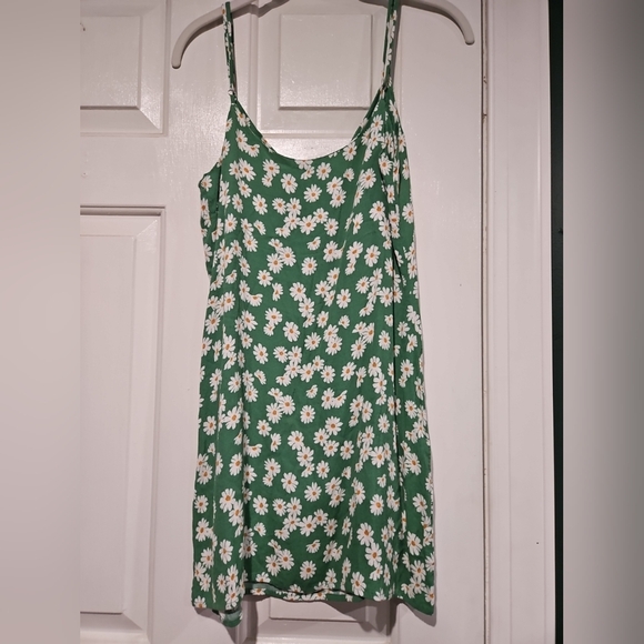 Reformation daisy green dress large - Picture 4 of 7